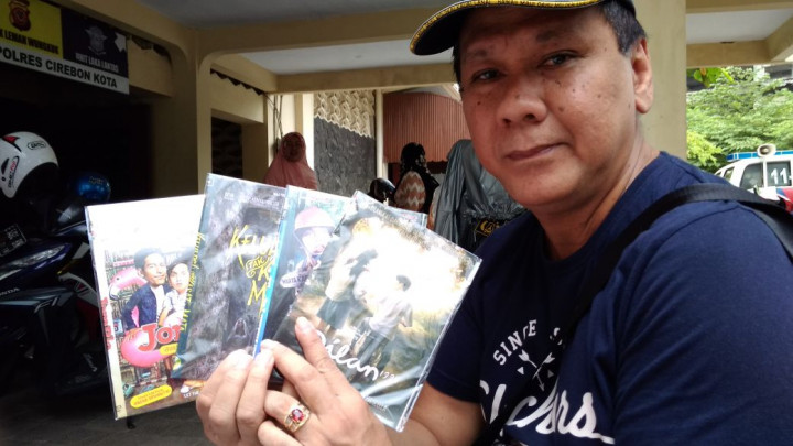 DVD Bajakan Film Dilan 1990 Beredar, Produser Lapor Polisi