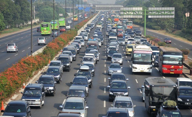 Ganjil-Genap Alihkan 3.300 Pengendara