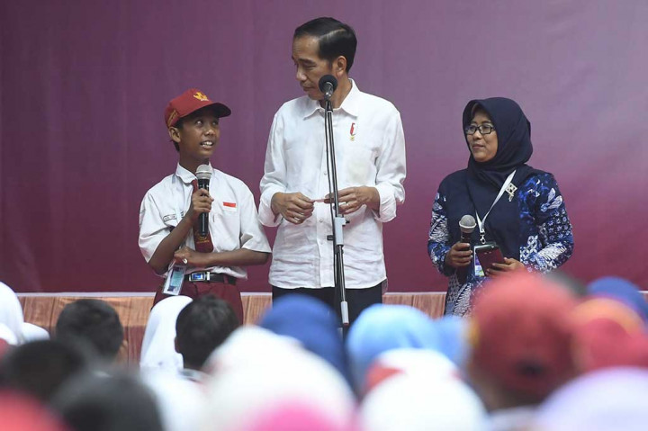 Presiden: Uang KIP Jangan untuk Membeli Pulsa