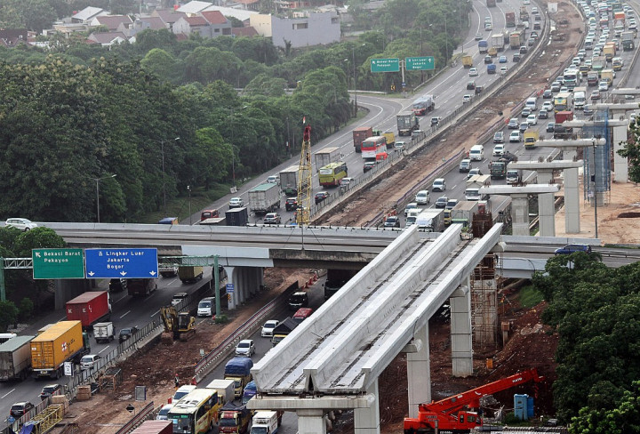 Ganjil Genap Permudah Kendaraan Tancap Gas