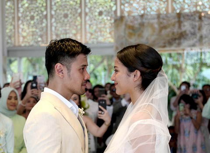 Makna Angka 3 di Balik Pernikahan Chicco Jerikho dan Putri Marino