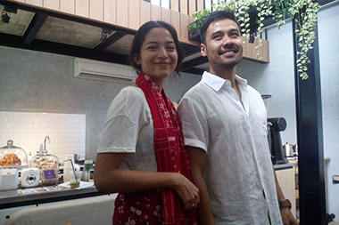 Putri Marino Ceritakan Awal Mula Tertarik Chicco Jerikho