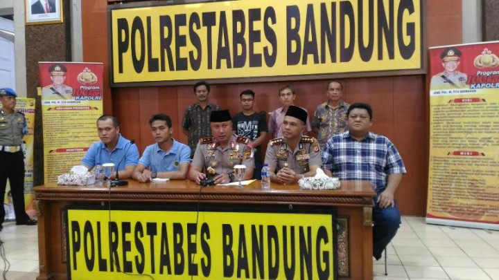 Pelempar Rokok ke Orang Utan Menyerahkan Diri
