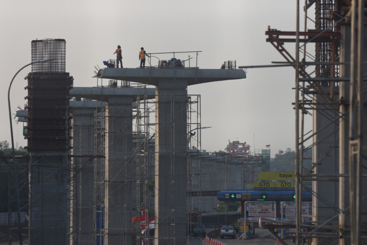 Sandi Targetkan LRT Selesai Juli