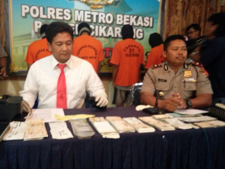 Jaringan Penadah Motor Curian dan Pemalsu STNK Ditangkap