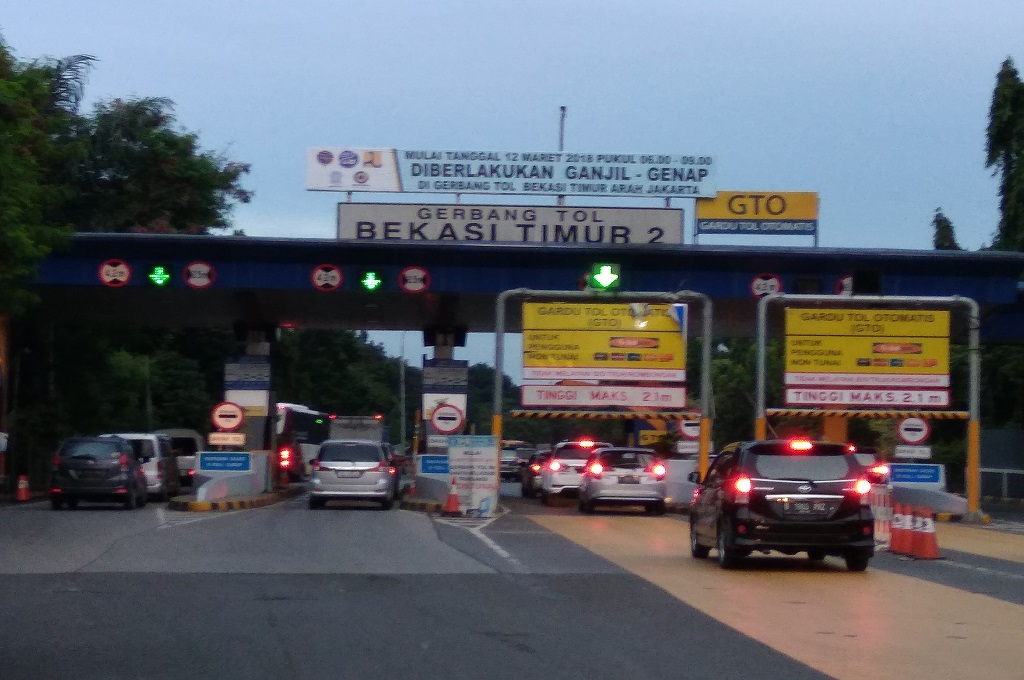 Suasana Gerbang Tol Bekasi Timur 2, Selasa, 13 Maret 2018, Medcom.id - Antonio