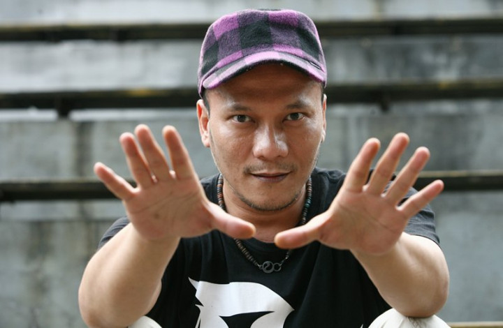 Iwa K Garap Ulang Lagu Batman Kasarung untuk Film Terbaru Sule