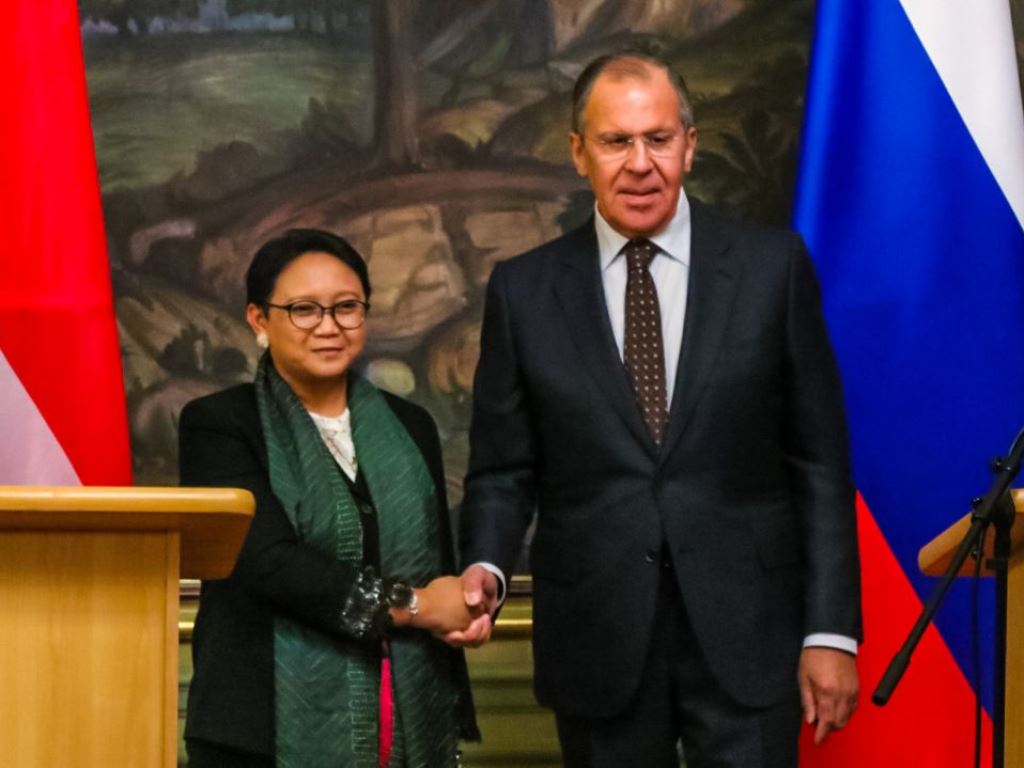 Pertemuan Bilateral Menlu Retno dan Menlu Rusia. (Foto: Dok. Kemenlu).
