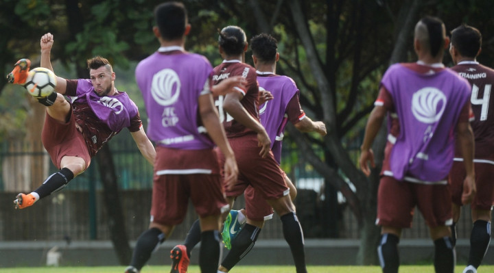 Susunan Pemain Persija vs Song Lam Nghe An