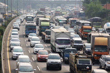 Kendaraan Pribadi Andalkan Tiga Gerbang Tol Alternatif