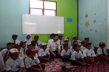 Dubes Rusdi Dorong Menaker Berlakukan Moratorium Sementara