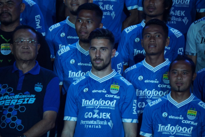 Target Tinggi Jonathan Bauman Bersama Persib