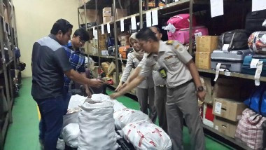 350 Kg Bombai Nigeria Dicegah Masuk Indonesia