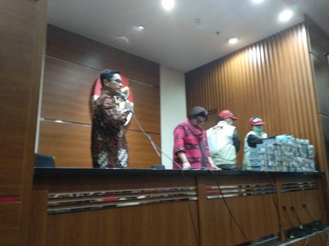 Penahanan Empat Tersangka Suap Kendari Diperpanjang