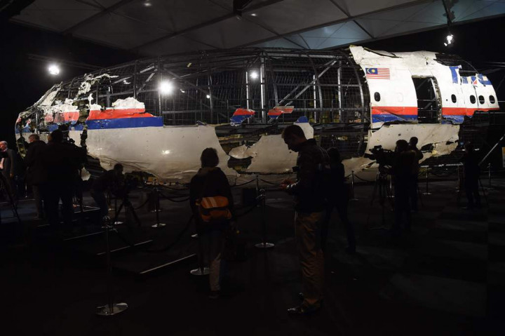 Dituduh Tembak Jatuh MH17, Pilot Ukraina Bunuh Diri