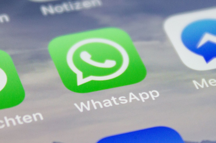 Pendiri WhatsApp Serukan Hapus Akun Facebook
