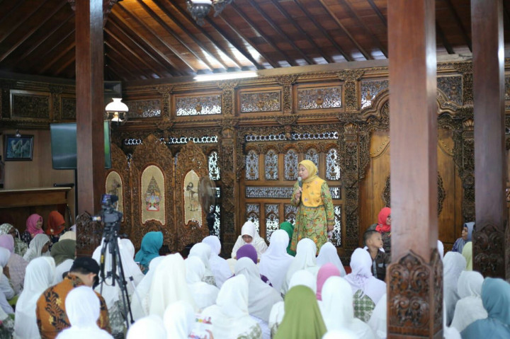 Ida Fauziyah Yakin Menang Walau Kalah di Survei