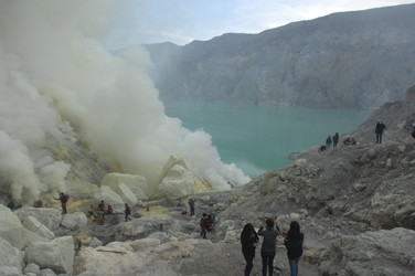 Kawah Ijen Ditutup hingga Waktu yang tak Ditentukan