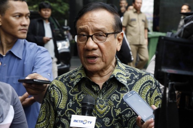 Akbar Tanjung Kaget Priyo Keluar dari Golkar