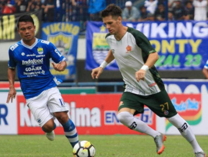 Kutukan Berlanjut, Persib Gagal Menang di Laga Pembuka