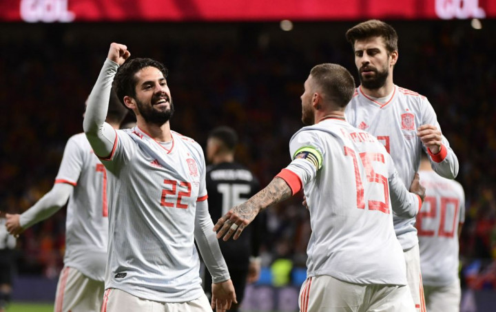Spanyol Pesta Enam Gol ke Gawang Argentina