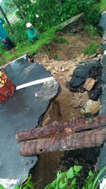 Digerus Air, Jalan Penghubung Karimunjawa-Kemujan Putus