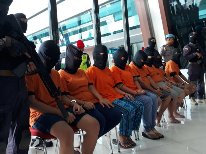 Delapan Penyelundup Narkoba Jaringan Internasional Ditangkap