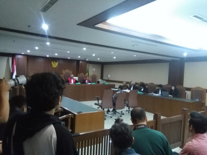 Menhub Membenarkan Tonny Budiono Terciprat Uang Suap