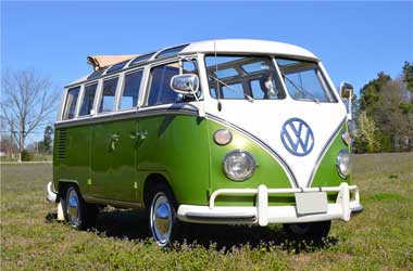 Intip VW Kombi Langka Varian 21 Jendela