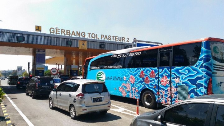 Libur Paskah, Kendaraan Mulai Serbu Bandung