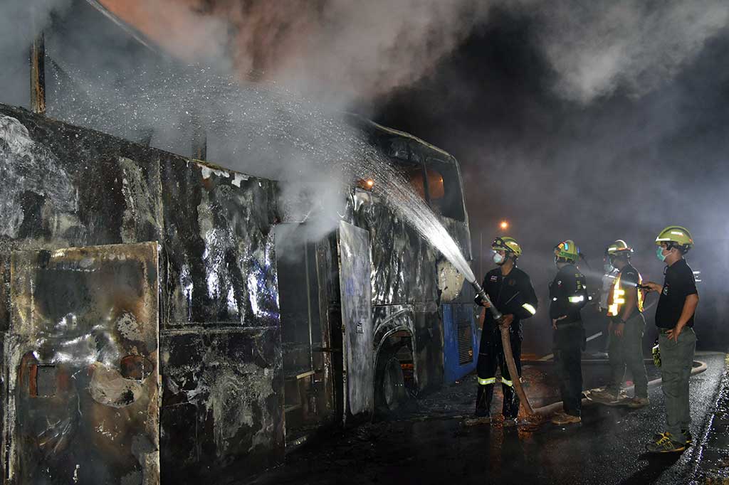 Bus Angkut Migran Myanmar Terbakar, 20 Tewas