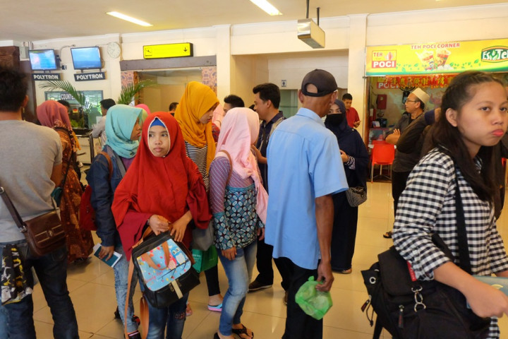 73 TKI yang Bermasalah di Malaysia Tiba di Tanah Air