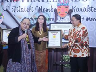 Koleksi Prangko, Fadli Zon Raih 4 MURI