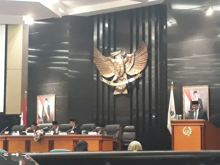 Gubernur DKI Anies Baswedan (di atas mimbar)/Medcom.id/Adin