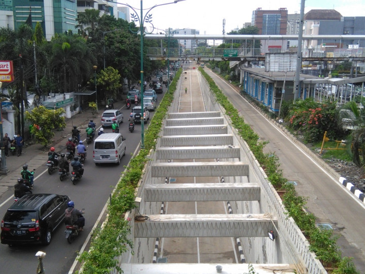 Sandi Enggan Buru-Buru Buka Underpass Matraman