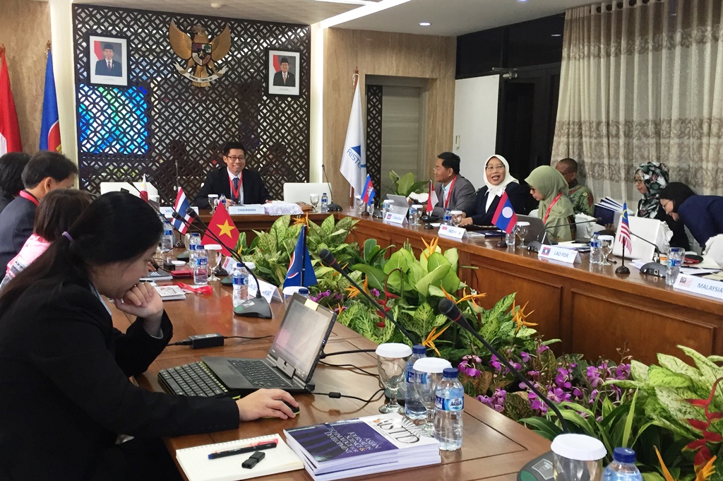 Delapan negara ASEAN menghadiri The 52nd Meeting of ASEAN Sub-Committee on Science & Technology Infrastructure and Resources Development (SCIRD) (Foto:Gervin Nathaniel Purba)