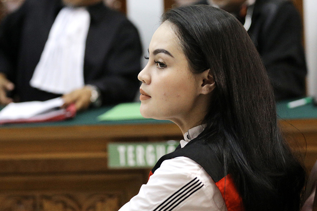 Jennifer Dunn Jalani Sidang Perdana