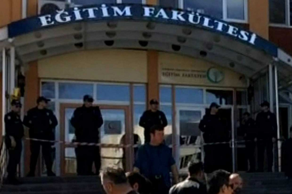 Penembakan di Universitas Turki, 4 Tewas