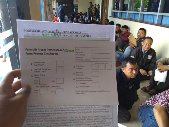 Mitra Uber Mulai Bermigrasi ke GrabBike