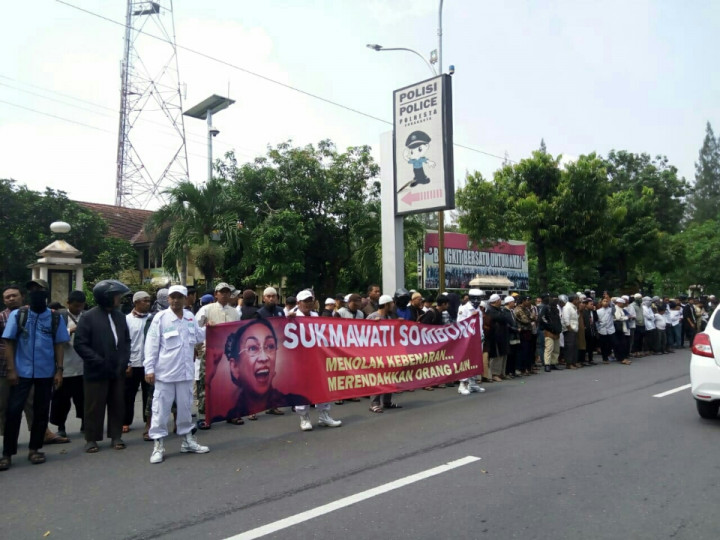 Polisi Didesak Periksa Sukmawati