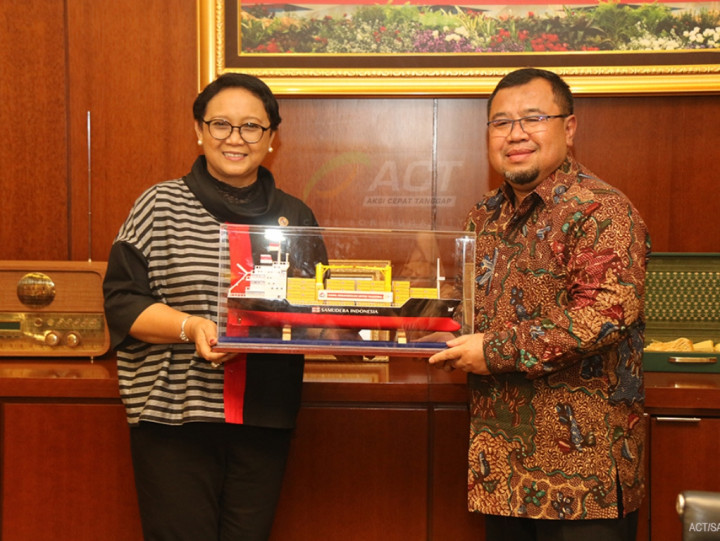 Bantuan Beras 1.000 Ton Tanda Cinta Indonesia untuk Suriah