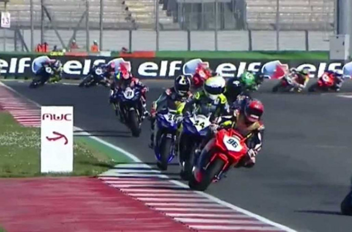 Elpratna Terjatuh di Race-1 SSP300 CIV