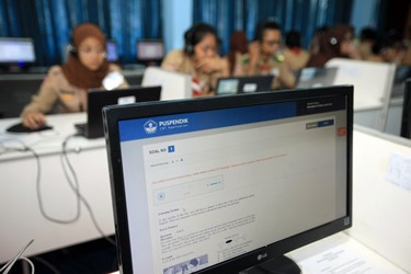 UNBK SMP Di Lumajang Baru 76 Persen