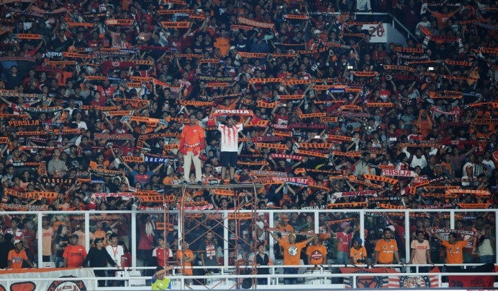 Panpel Persija Jual Tiket <i>On The Spot</i> di Lapangan Blok S
