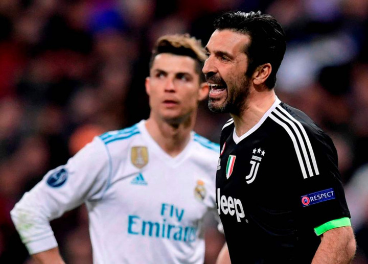 Detik-detik Ronaldo Berjumpa Buffon di Mixed Zone usai Laga