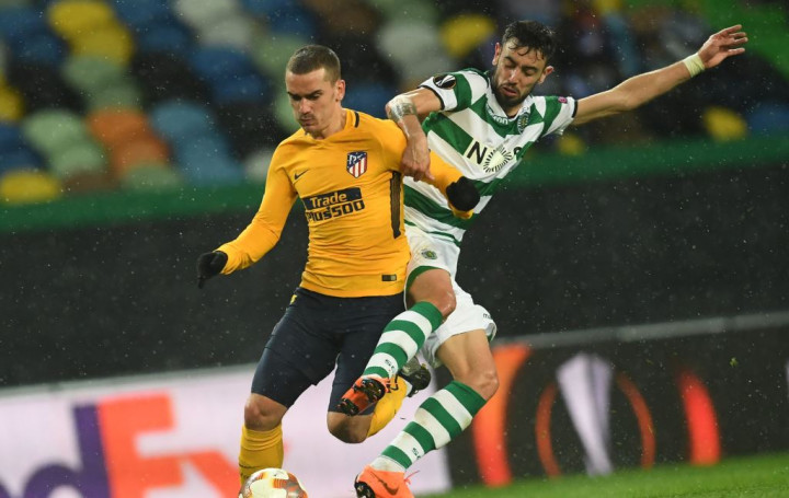 Griezmann Dikritik, Simeone Pasang Badan