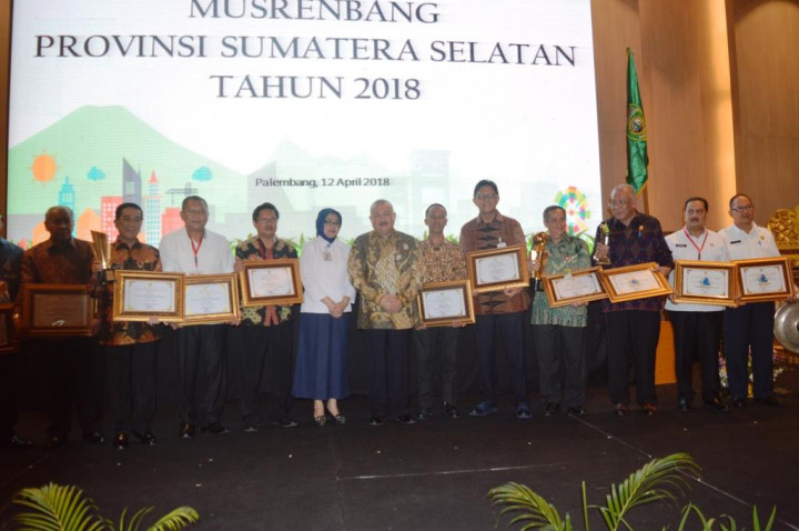 Sampoerna Agro Menanggulangi Kemiskinan di Sumsel