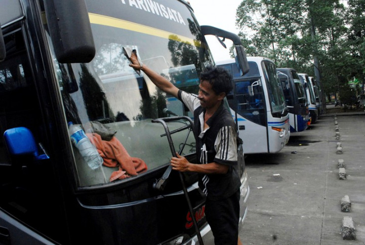 Government Prepares Free Buses for Eid Al-Fitr Traveler