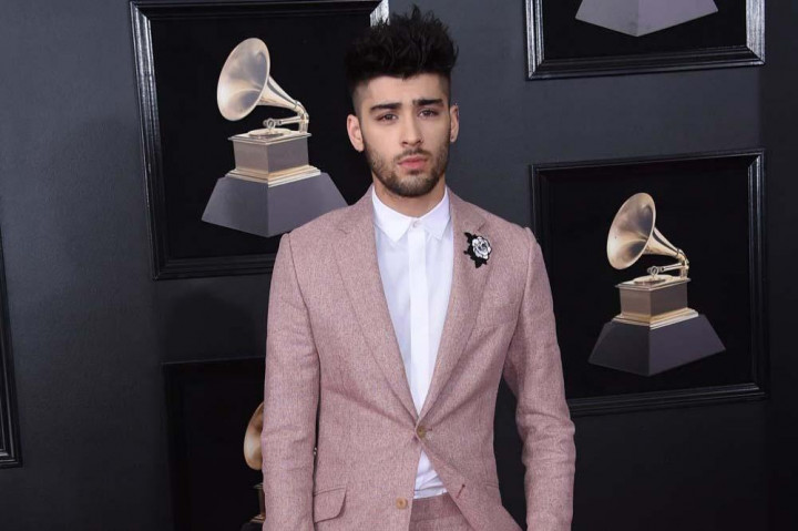 Zayn Malik Tertarik Ikuti Jejak Harry Styles