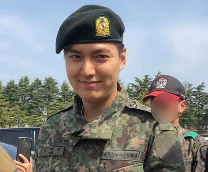 Penampilan Perdana Lee Min Ho Setelah Wajib Militer